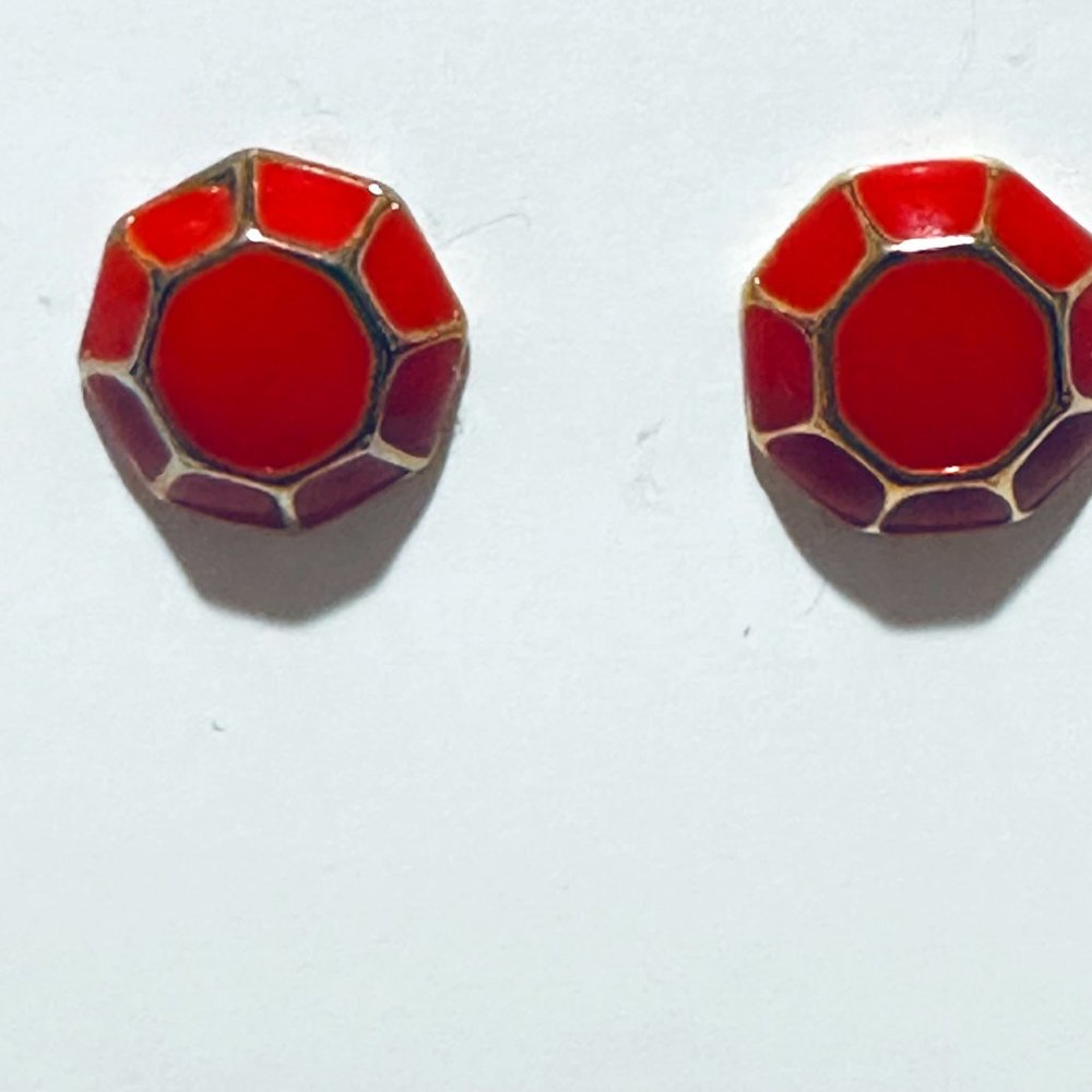 kate spade - JewelBar stud post earrings in gold and Radish(fuchsia/pink) - Picture 2 of 4